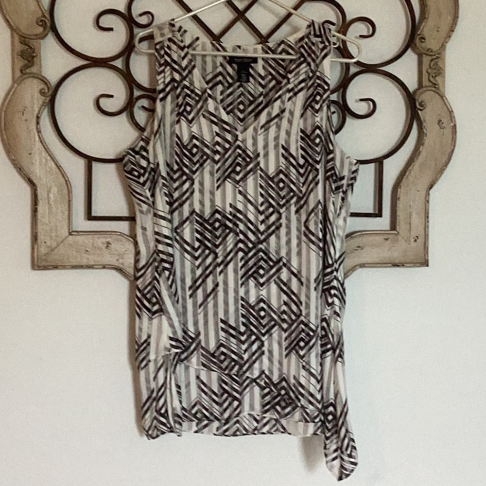 White House Black Market Cream and Black Sleeveless Tie Front Tank Top